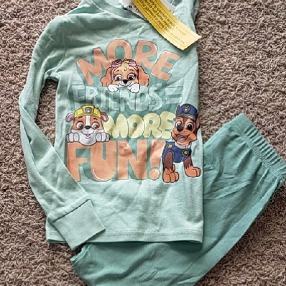 Paw Patrol Pajama set size 7 H&M NWT
